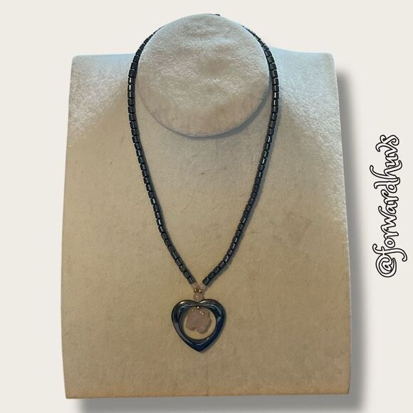 Rose Quartz Cut Out Heart Hematite Gemstone Necklace with Elephant - Picture 8 of 9